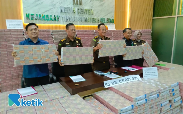 Thumbnail Berita - Kejati Sumsel Sita Uang Rp506 Miliar dalam Kasus Korupsi BRI dan Dua Perusahaan