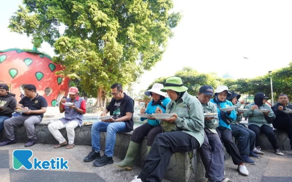 Thumbnail Berita - Kabar Gembira! ‎Pemkot Batu Naikkan Honor Tenaga Kebersihan