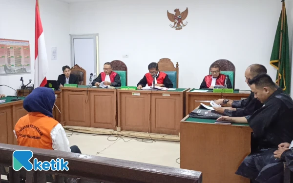 Thumbnail Berita - Penasihat Hukum Indah Yulita Sebut Dakwaan JPU Kejari Palembang Kabur, Klaim Perkara Murni Perdata