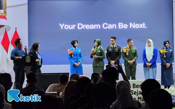 Thumbnail Berita - Dorong Siswa Miliki Karakter dan Jiwa Saing Global, Dindik Jatim Gelar Dialog Inspirasi