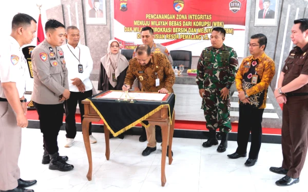 Bupati Pemalang Serukan Budaya Kerja Bebas Korupsi di Semua Lini