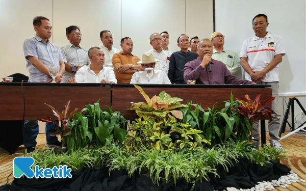 Thumbnail Berita - Miris! Puluhan Ribu Ton Gula Petani di Jatim Tak Terserap Pasar, APTRI Tagih Janji Pemerintah Cairkan Rp 1,5 Triliun