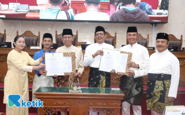 Thumbnail Berita - DPRD Batam Sahkan Perda Baru Penyelenggaraan Pendidikan, Atur 11 Poin Strategis