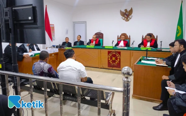 Thumbnail Berita - Vonis Berbeda untuk Dua Terdakwa Suap Proyek Pokir DPRD OKU, Jaksa KPK Pikir-Pikir