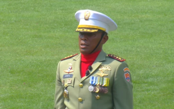 Thumbnail Berita - Kebanggaan Maluku! Kolonel Amril Hairuman Pimpin Upacara HUT ke-80 RI di Istana, Ini Profilnya!