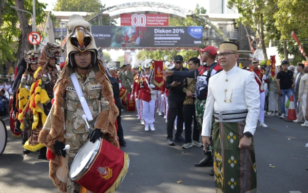 14.905 Meter Kain Merah Putih di Jatim Pecahkan Rekor Muri, Ini Kata Kadindik