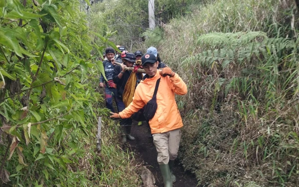 Thumbnail Berita - Sempat Hilang di Gunung Buthak Kota Batu, Pendaki Asal Sidoarjo Ditemukan Selamat