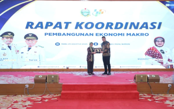 Thumbnail Berita - Bupati Asahan Hadiri Rakor Ekonomi Makro Sumut, Jadi Komitmen Konkret Pembangunan Daerah