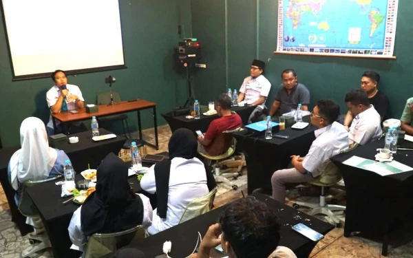 Thumbnail Berita - Usai Dilantik, Ketua DPD Gelora Probolinggo Ajak Kader Tanamkan Niat Tulus dalam Berjuang