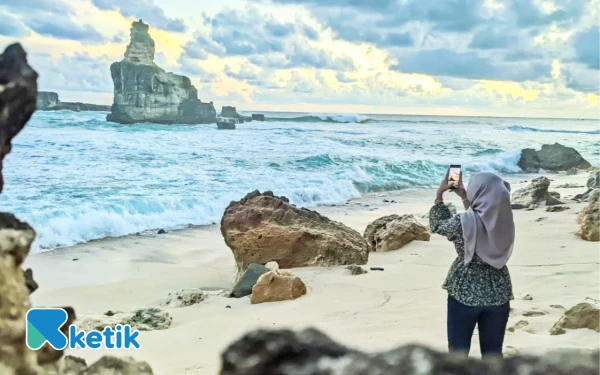 Pacitan Kini Juga Dijuluki Kota 70 Pantai, Berikut Daftar Lengkap Nama-namanya