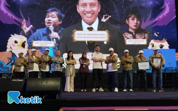 Thumbnail Unesa Sabet Rekor MURI Berkat Aksi Peduli Lingkungan 19 Ribu Mahasiswa Baru