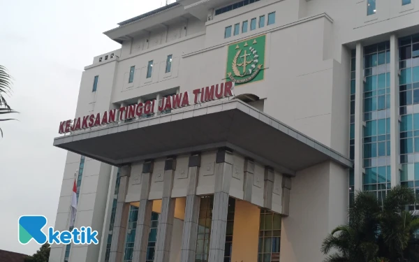 Thumbnail Berita - Breaking News! Mantan Pj Bupati Sidoarjo Hudiyono Ditahan Kejati Jatim, Kasus Korupsi Apa?