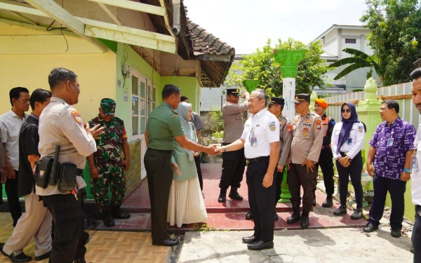 Thumbnail Komitmen Jaga Aset Negara, KAI Daop 7 Madiun Tertibkan Rumah Perusahaan