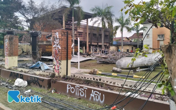 Luka Yogyakarta: Tragedi Polda DIY, Antara Duka, Amarah dan Harga Sebuah Demokrasi
