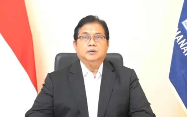 Thumbnail Berita - Resmi! PAN Nonaktifkan Eko Patrio dan Uya Kuya sebagai Anggota DPR RI