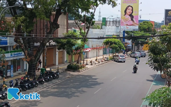 Thumbnail Berita - Pertokoan Kayutangan Heritage Banyak yang Tutup, Antisipasi Gejolak Massa Aksi