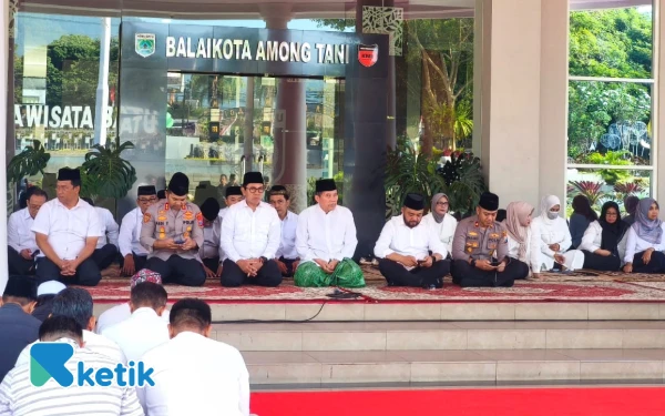 Thumbnail Berita - Doa Bersama di Balai Kota Batu, Ajak Masyarakat Jaga Kedamaian Nasional