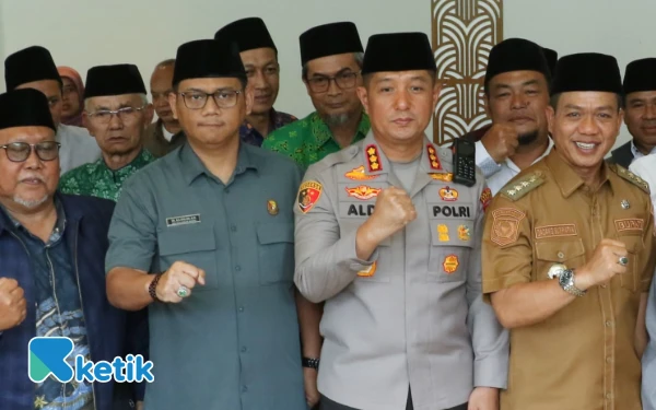 Thumbnail Berita - Pimpinan DPRD Hailuki Serukan Jaga Kedamaian dan Ketentraman Kabupaten Bandung