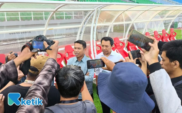 Thumbnail Berita - Sekjen PSSI, Yunus Nusi Berharap Suporter Dukung Penuh Timnas Indonesia