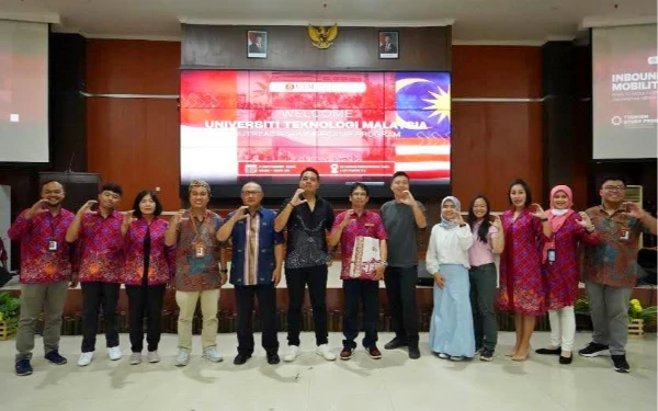 Thumbnail Berita - Prodi Pariwisata FIS UM Gelar Outreach Summercamp Bersama Universiti Teknologi Malaysia