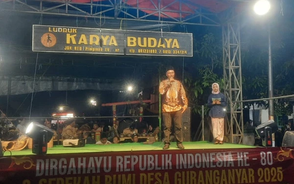 Thumbnail Berita - Pengajian dan Kesenian Ludruk Meriahkan Tradisi Sedekah Bumi Desa Guranganyar Gresik