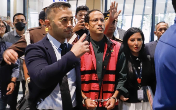 Thumbnail Berita - Disdik DKI Akui Tak Punya Data Lengkap Penerima Chromebook Era Nadiem