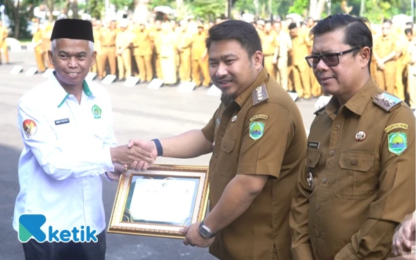 Thumbnail Berita - Bupati Reynaldi Apresiasi Demo Damai Mahasiswa dan Ojol di Subang