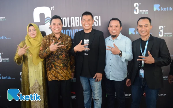 Thumbnail Berita - Bupati Bondowoso Optimistis Ketik.com Mampu Jadi Kekuatan Media Mainstream di Momen HUT Ke-3