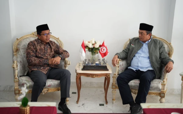 Thumbnail Berita - Temui Dubes Zuhairi Misrawi di Tunis, UBN Bahas Isu Soal Palestina