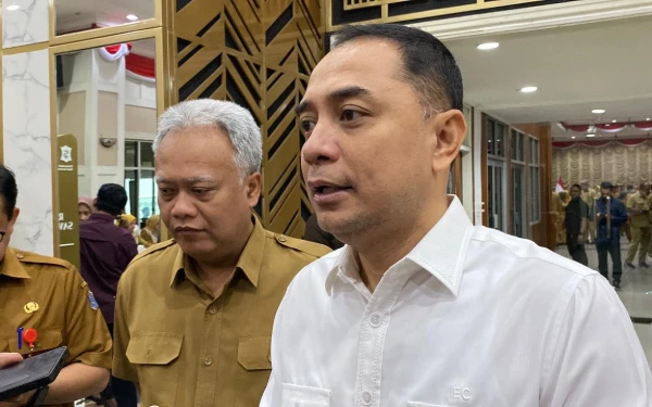 Wali Kota Surabaya Terima 15 Laporan Pungli Pengurusan KTP dan KK di Surabaya