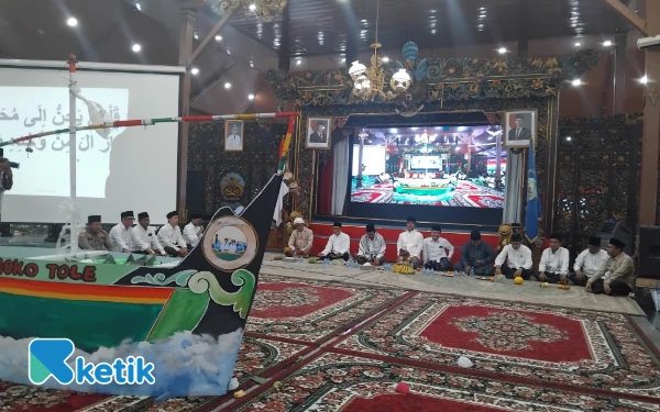 Esensi Peringatan Maulid Nabi di Bangkalan, Momentum Meneladani Akhlak Rasulullah