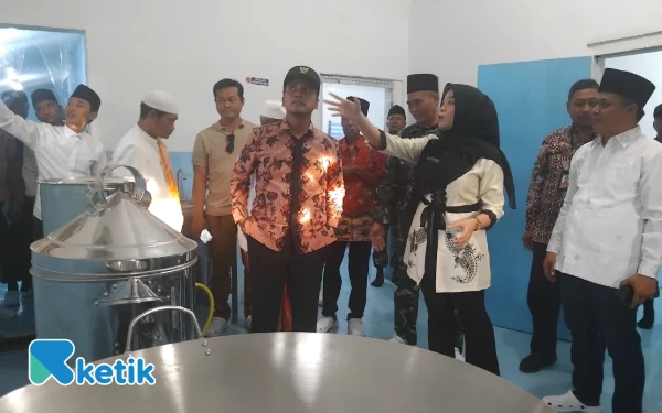 Thumbnail Berita - Yayasan Laili Izzatul Faiqoh Siap Layani 3000 Penerima Manfaat MBG di Kamal Bangkalan