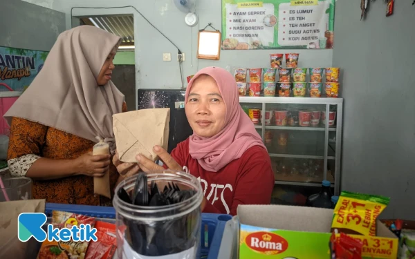 Thumbnail Berita - Omzet Turun Nyaris Separo, Pedagang Kantin Sekolah di Pacitan Mengeluh Sejak Ada MBG