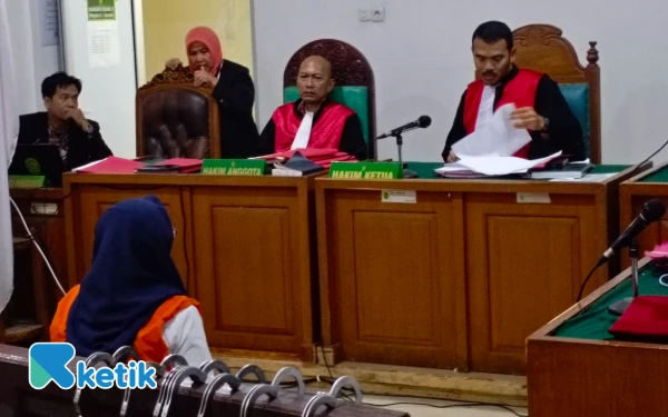 Thumbnail Berita - Erni Maiti Divonis 7,5 Tahun Penjara oleh Hakim PN Palembang, Terbukti Kuasai 9,5 Gram Sabu