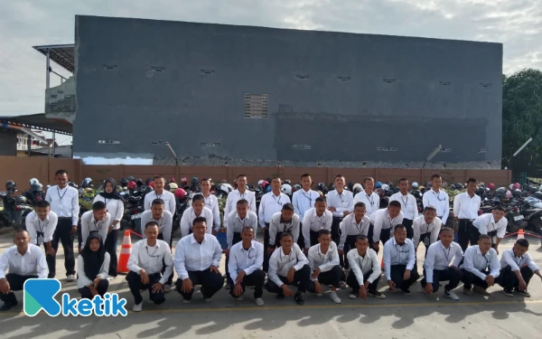 Thumbnail Berita - Buruh Pabrik di Brebes Didominasi Perempuan, Pemkab Luncurkan Program Siap Kerja