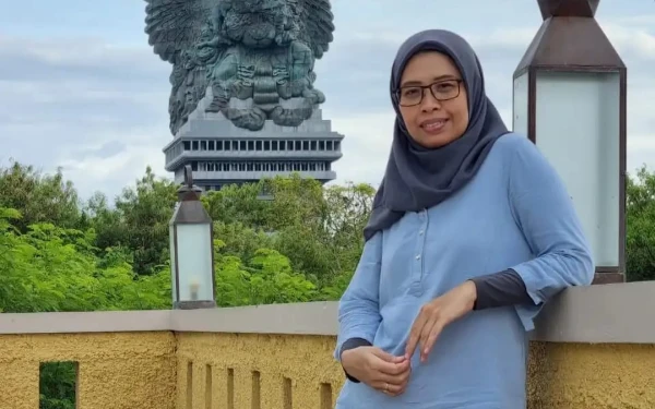 Thumbnail Berita - Kebijakan Komdigi Satu Orang Satu Akun Medsos, Ini Kata Pakar Komunikasi Unair