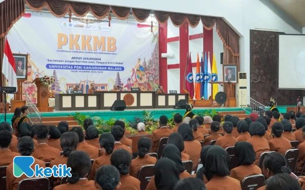Thumbnail 925 Mahasiswa Baru Unikama Ikuti PKKMB, Siap Cetak Generasi Piawai Digital Teknologi
