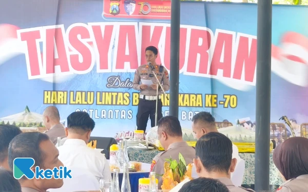Thumbnail Berita - Berlangsung Sederhana, Polres Batu Gelar Tasyakuran HUT  Ke-70 Lalu Lintas Bhayangkara   ‎