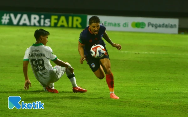 Thumbnail Berita - [Foto] Pertama Kali Tampil di Hadapan Publik Sendiri, Sumsel United Libas Persiraja