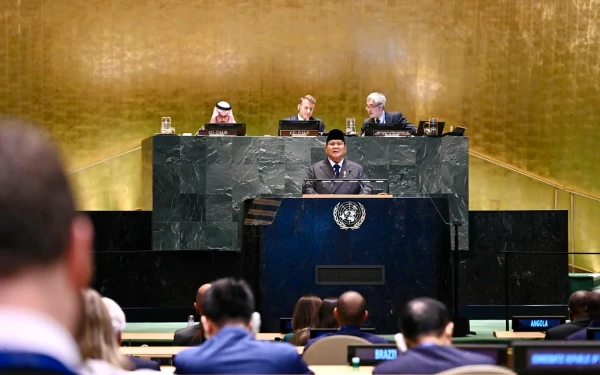 Thumbnail Berita - Prabowo di KTT: “Perdamaian, Perdamaian Sekarang, Perdamaian Secepatnya!”