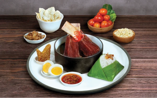 Thumbnail Berita - Atria Hotel Malang Suguhkan Jejak Rasa Nusantara Lewat Rawon Iga & Weci Jumbo