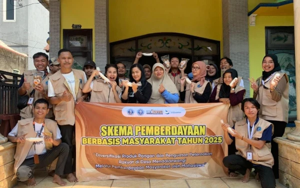 Thumbnail Berita - ‎Sentuhan Inovasi Dosen Unikama, Telur Asin di Wagir Kabupaten Malang Naik Kelas Jadi Kerupuk  ‎