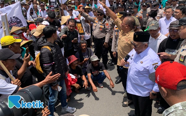 Thumbnail Berita - Peringatan Hari Tani Nasional, Aliansi Konsolidasi Pembaruan Agraria Blitar Desak Pemerintah Lakukan Reforma Agraria Sejati