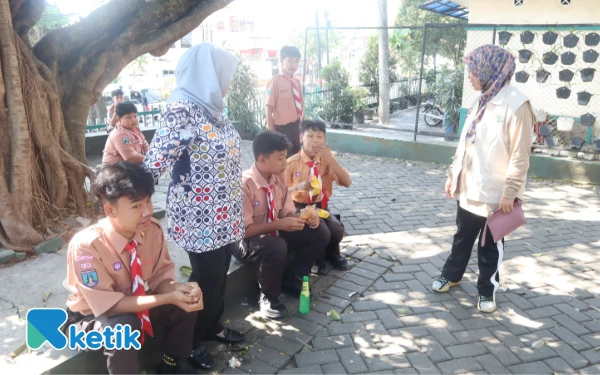 Thumbnail Berita - Dinkes Kota Batu Sidak Kawasan Tanpa Rokok, Pastikan Lingkungan Sehat Terealisasi