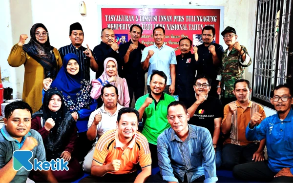 Thumbnail Berita - Wakil Bupati Tulungagung Hadiri Ulang Tahun Dua Pimpinan Media Liputan 11