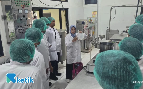 Thumbnail Berita - ‎Mantan Napiter Dibekali Ketrampilan Pengolahan Susu dan Juru Sembelih