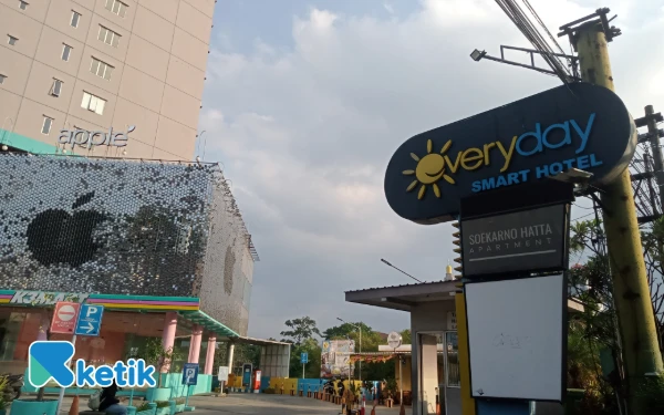 Thumbnail Berita - Keluarga Mau Nginap Pas Wisuda? 5 Hotel Dekat UB hingga UIN Malang Ini Dijamin Bikin Nyaman!