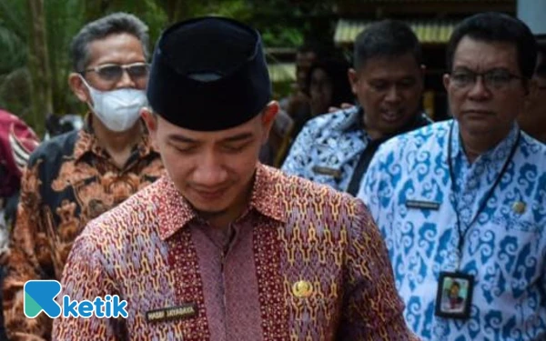 Thumbnail Berita - Bupati Lebak Optimistis Serentaun Kasepuhan Cisungsang Masuk 10 Besar KEN