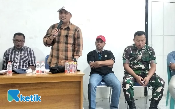 Thumbnail Berita - DPMD Halsel Pastikan Pelayanan Dua Kantor Desa di Gane Barat Berjalan Normal