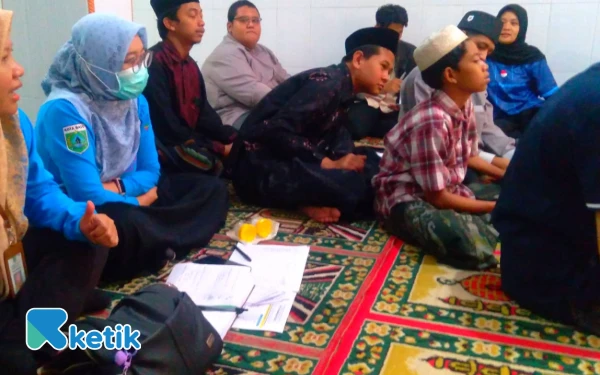 Thumbnail Berita - Dinkes Kota Batu Targetkan 5 Ponpes Miliki Kemandirian Kesehatan